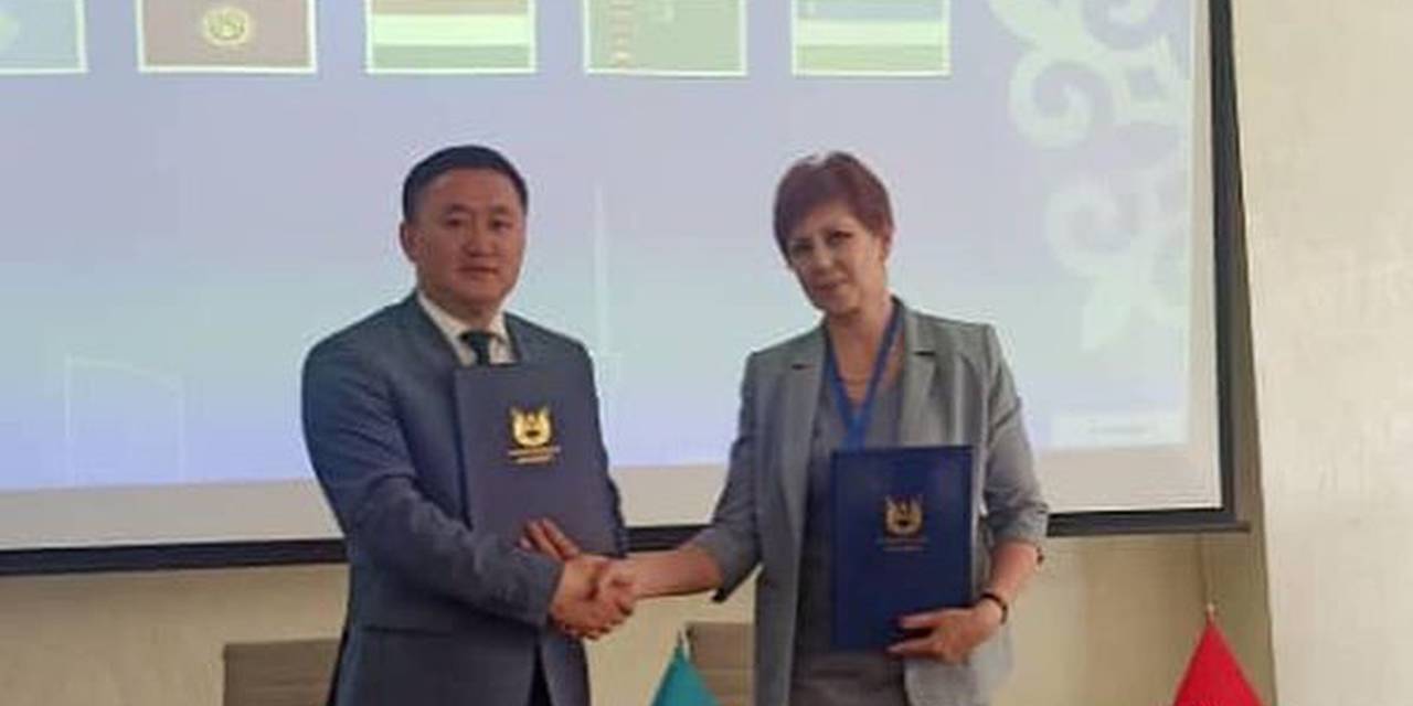 Ректор Университета Адам Svetlana Sirmbard участвует в Форуме ректоров стран Центральной Азии, который проходит в Алматы.