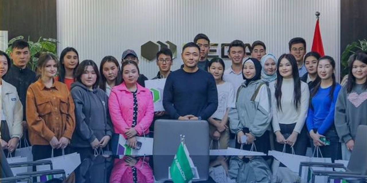 16-ноября студенты Университета Адам программы "Экономика, менеджмент и туризм" посетили ЗАО «Альфа Телеком»!