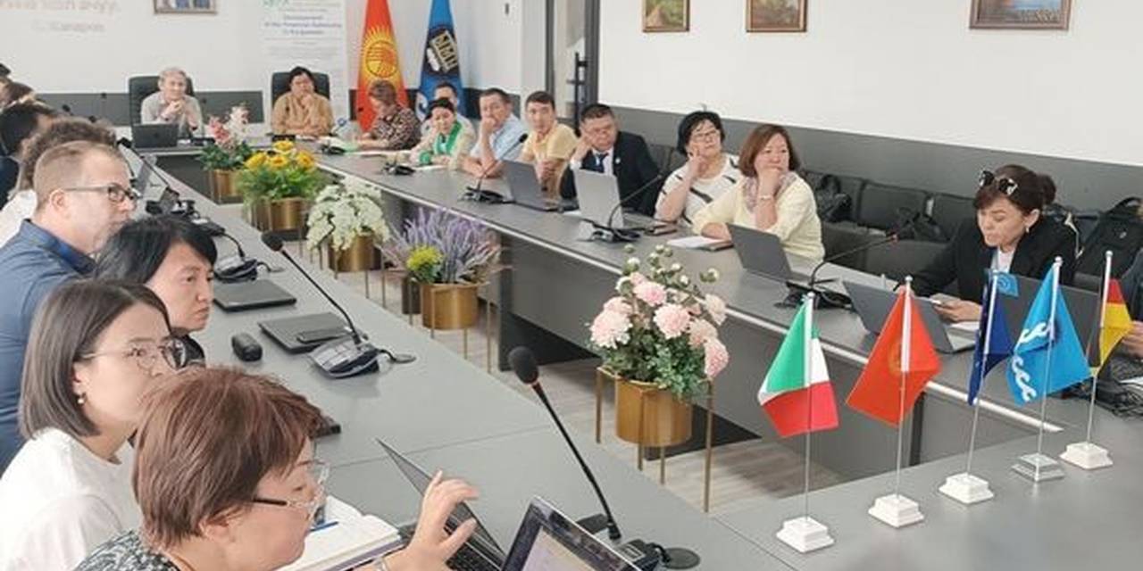 2024-жылдын 14-июнунда “Кыргыз Республикасынын ЖОЖдорунун DEFA каржылык автономиясы” Эразмус+ долбоорунун катышуучуларынын жыйынтыктоочу жолугушуусу болуп өттү
